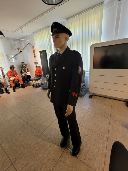 Feuerwehrmann in Uniform
